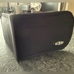 Black Men's Accessory Pouch